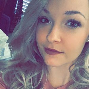 Meet your Posher, Sabrina